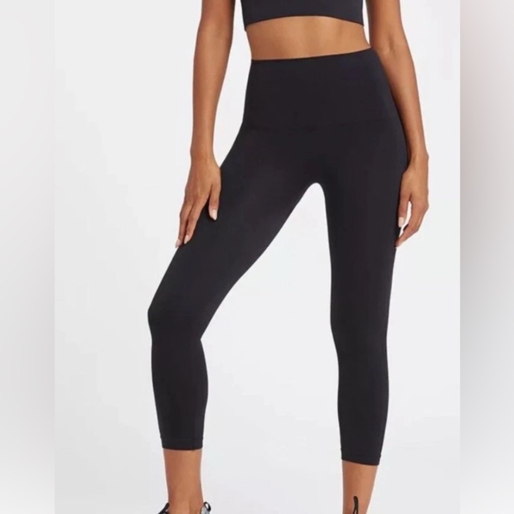 Spanx Look‎ at Me Now Seamless Leggings High Waisted Cropped Black XL 20108R